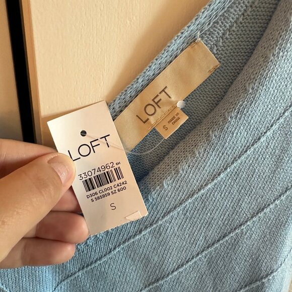 NWT Loft Light Blue Sweater Tank Size S - Picture 2 of 3
